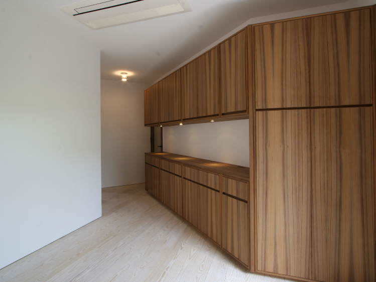 チーク材の家具