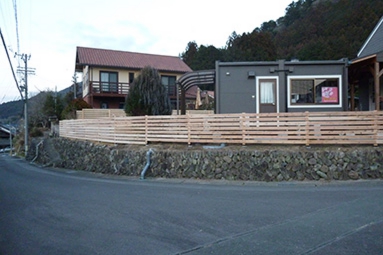 ドックランのある家