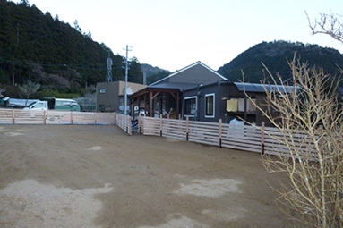 ドックランのある家